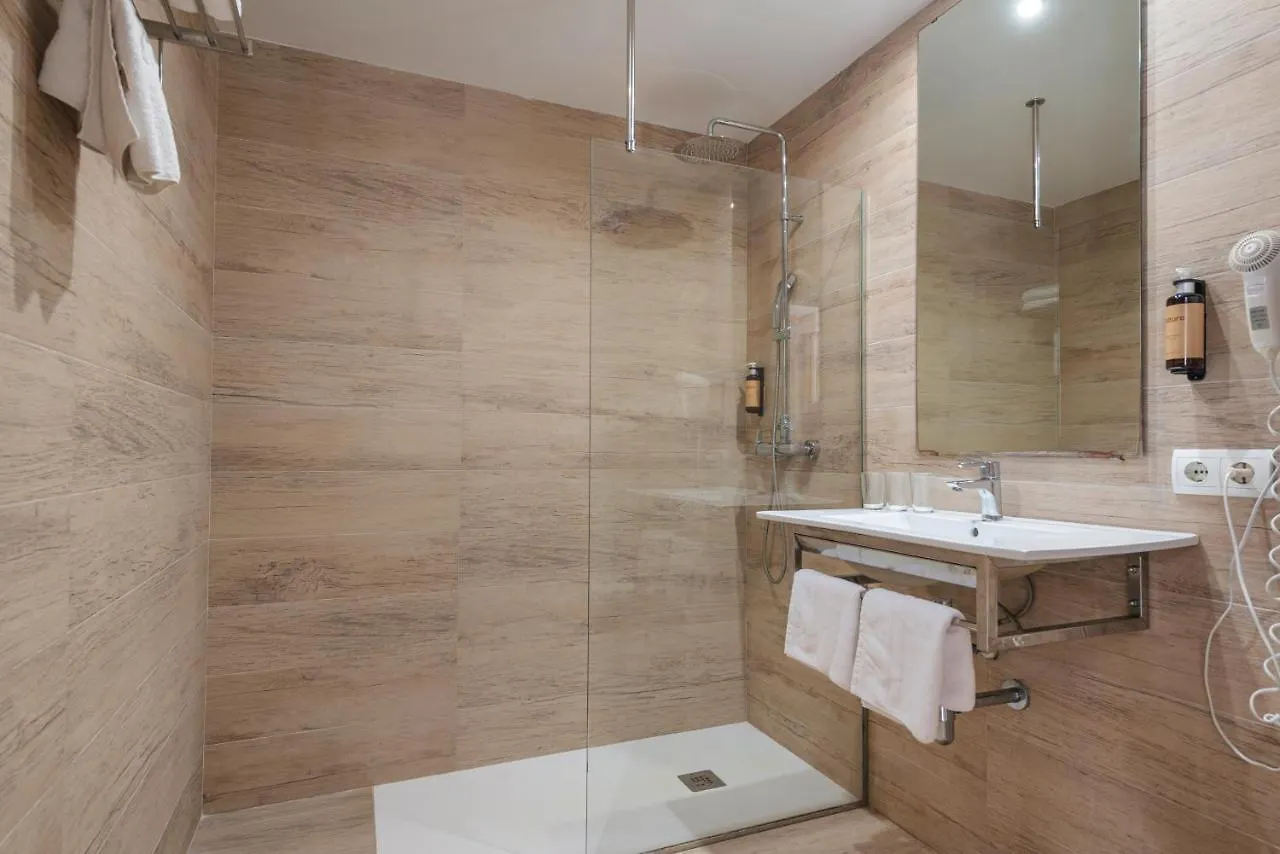 O7 Nordeste Playa Can Picafort  Hotel Can Picafort (Mallorca)